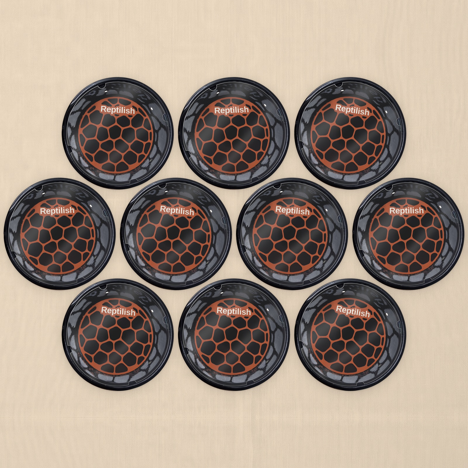 Zehn Aufzuchtdosen mit Acryldeckeln, in jeder eine runde Pebble Plate in Terracotta (Ansicht von oben)